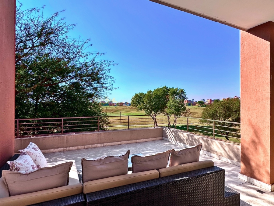 5 Bedroom Property for Sale in Waterford Golf and River Estate Free State